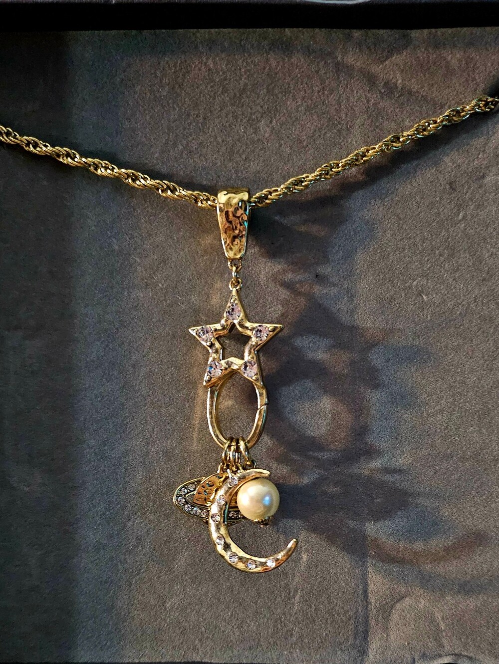 32" NIB Heidi Daus Celestial Charm Holder Necklace Star Moon Planet Pearl